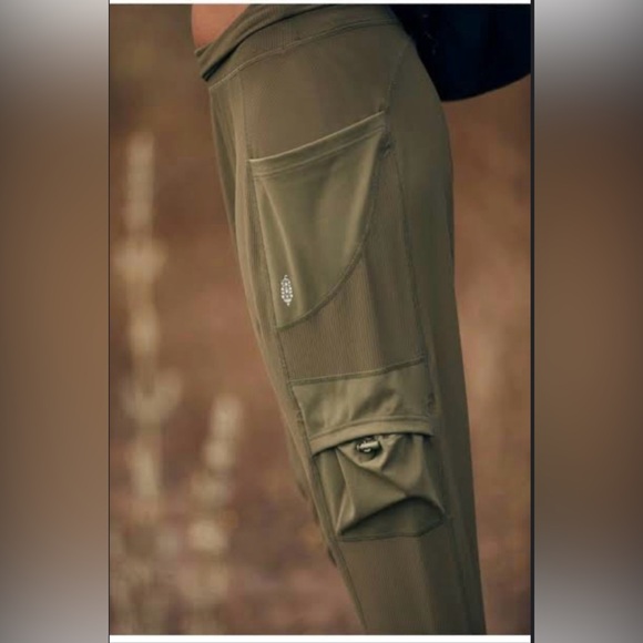 NWOT Free People Movement Small Take a Hike Harem Pants Green $128 Retail New - Picture 4 of 7